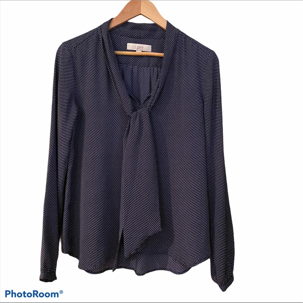 🎊HP!🎊 LOFT Navy Blue Dots V-Neck Tie Neck Top